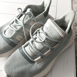 Adidas originals  shoes size 5